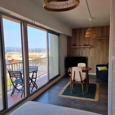 Le Rosario, Port De Hyeres, Avec Clim Et Wifi Апартаменты